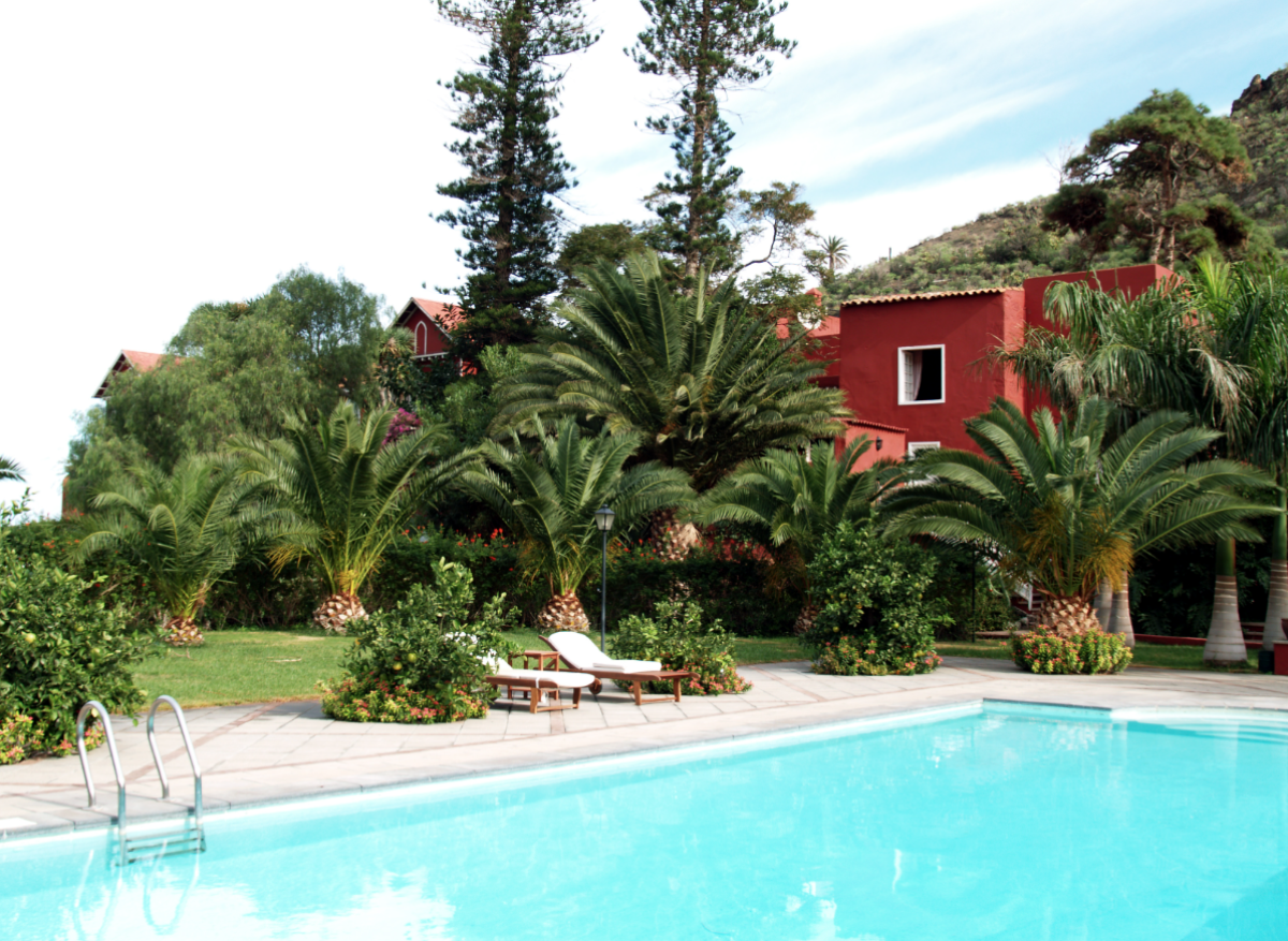 Mason Greenwood Moves into €15M Villa Formerly Owned by Zidane & Beckham